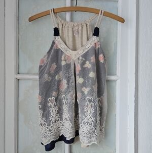 Xhilaration Beige Floral Lace Mesh Tank Top S